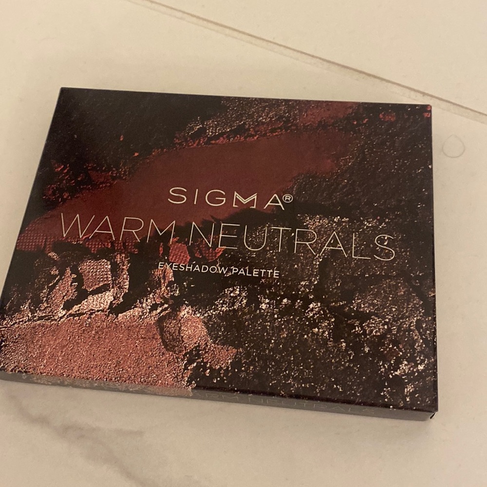 Sigma warm neutrals palette - brand new